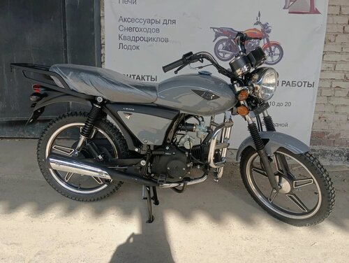 Изображение товара Мопед VMC "VENTO RIVA", 125см3, 4-тактный бензиновый двигатель