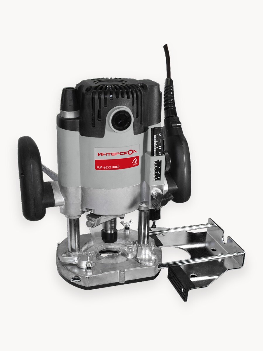 Фрезер универсальный Интерскол ФМ-62/2100Э, 2100 Вт, 25000 об/мин, 60 мм, 703.1.0.00