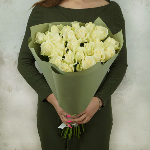 Изображение товара Монобукет Букет Маркет, 27 роз, Кения, оберточная бумага, высота 40см, белый