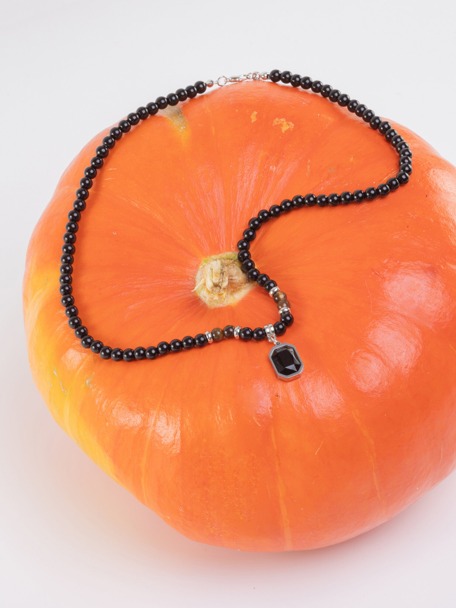 Чокер Цветные решения, длина 50 см, черный/коричневый — фото 1