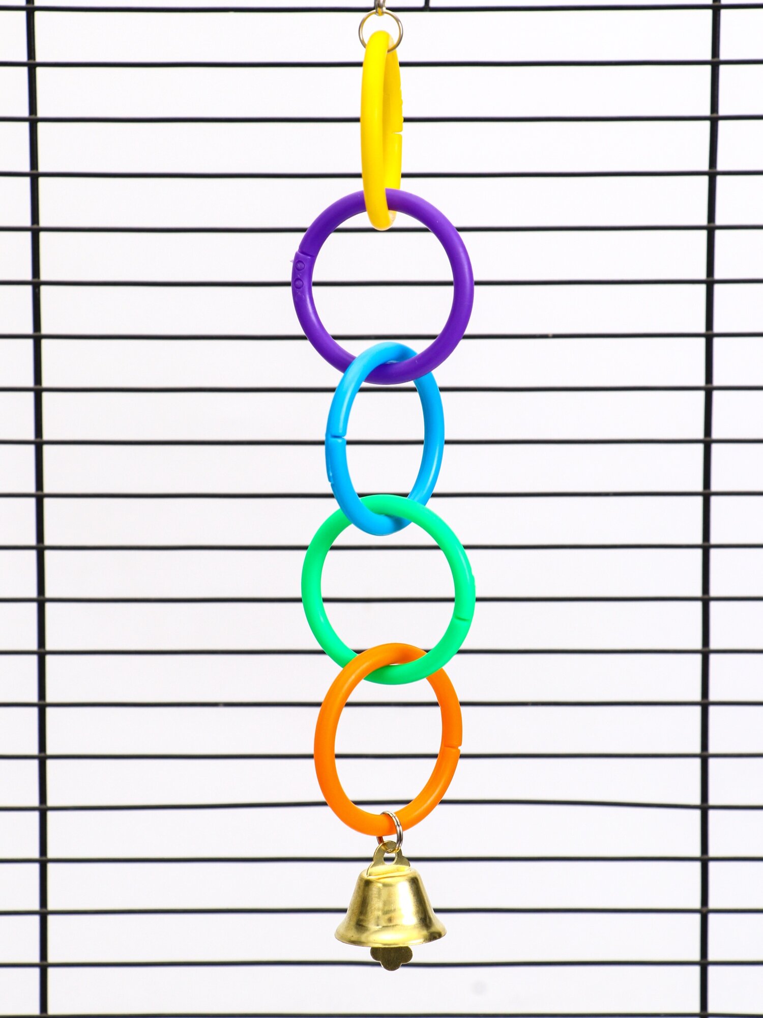 Игрушка для птиц «Разноцветные кольца», пластик, разноцветная