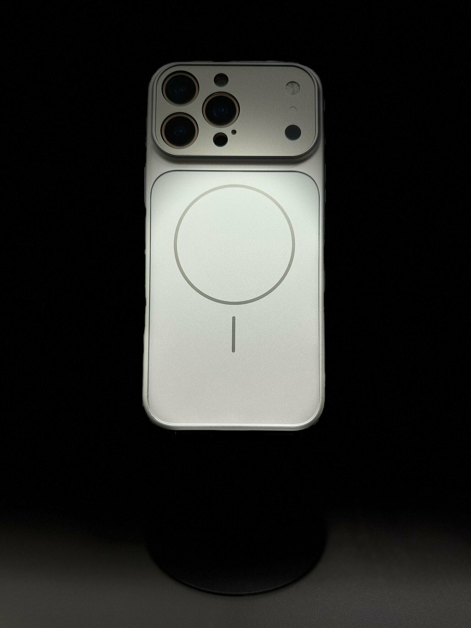 Чехол Apple "Camera Case", для iPhone 15 Pro, MagSafe, SILVER