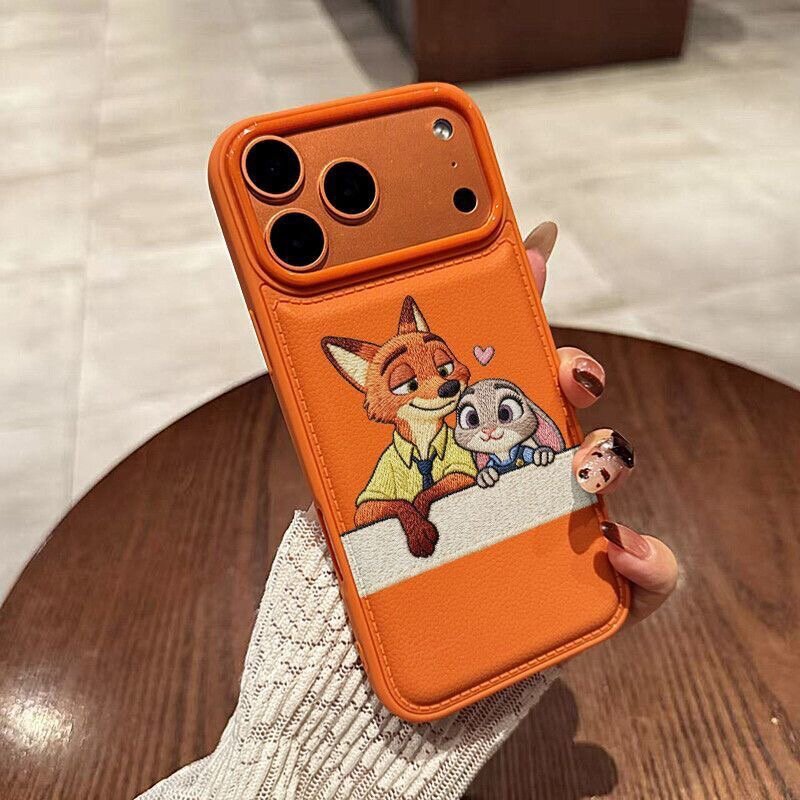 Чехол для айфон Зверополис iPhone 14 Pro Max силикон оранжевый