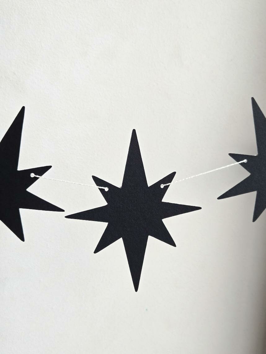 Гирлянда Адастра «Звезды», черная, картон, 240 г/м²