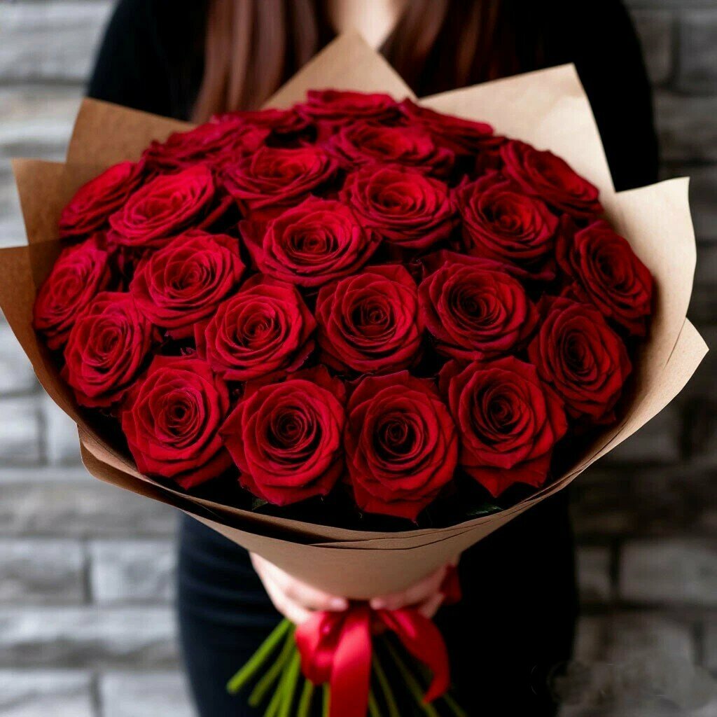 Букет из красных роз 25 шт красивый букет цветов шикарный премиум цветы премиум букет