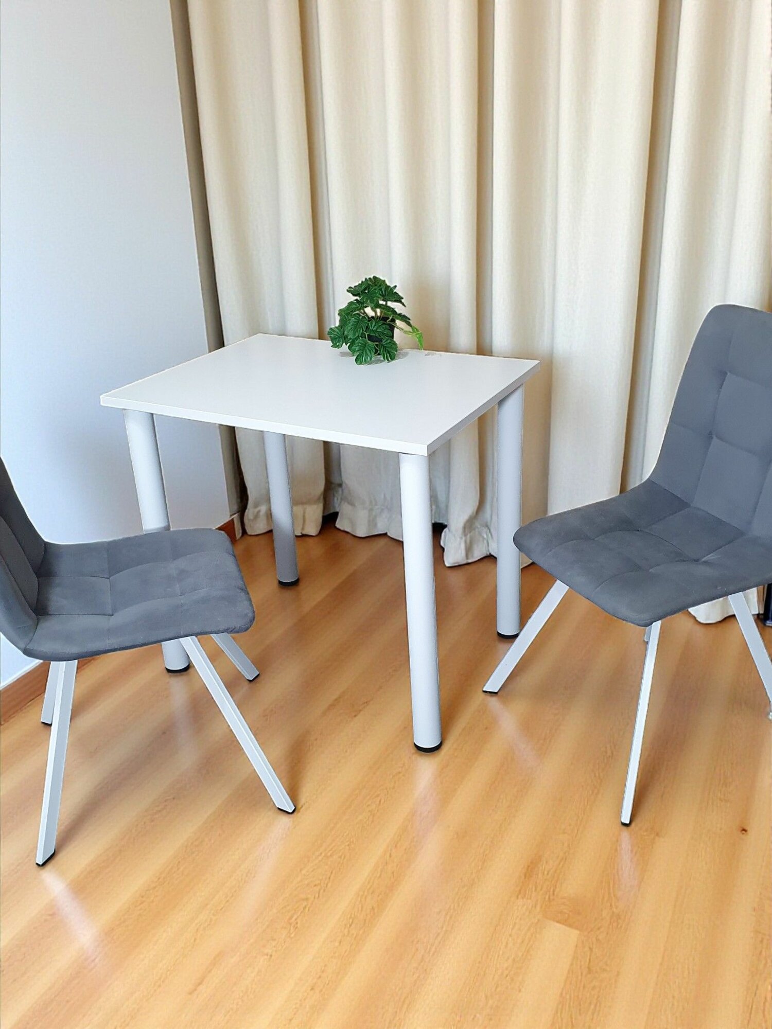 Стол обеденный/ цвет Белый, 80*60 см. Ножки белые.