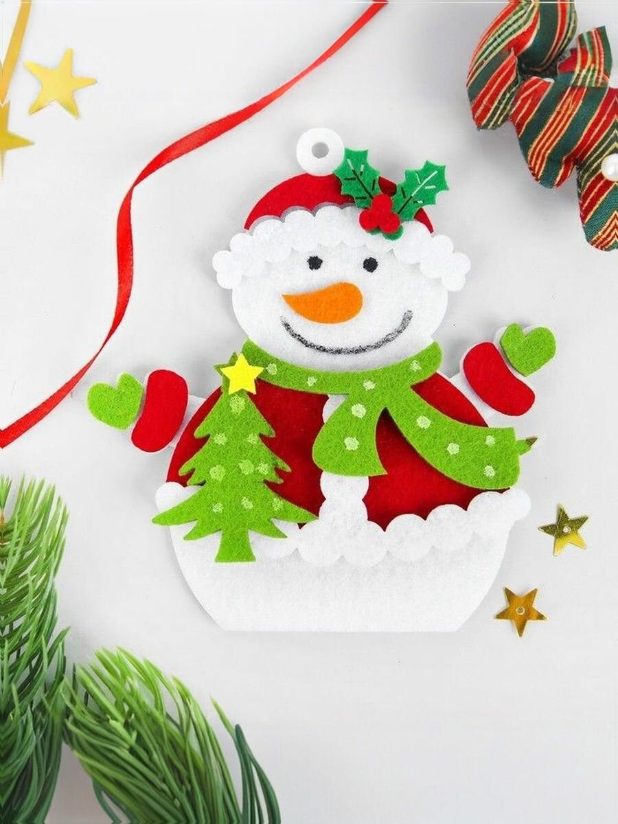 Детский набор для творчества "Ёлочная игрушка из фетра Снеговик с ёлочкой"