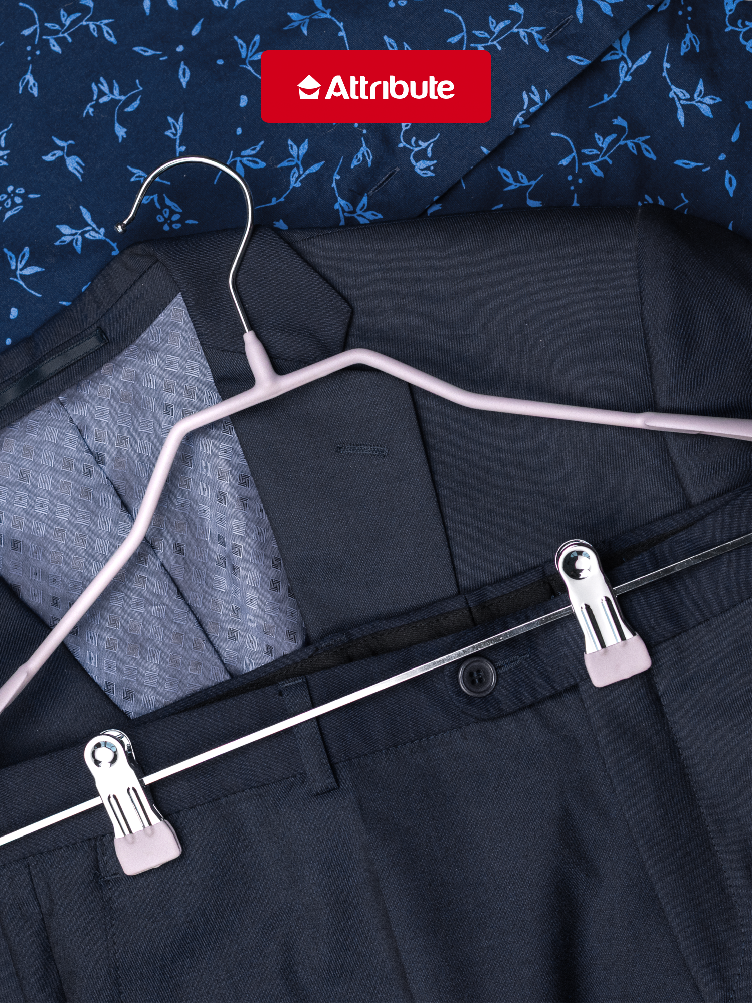 Вешалка ATTRIBUTE "NEO MATTE BEIGE" для костюмов с зажимами, 45 см — фото 1