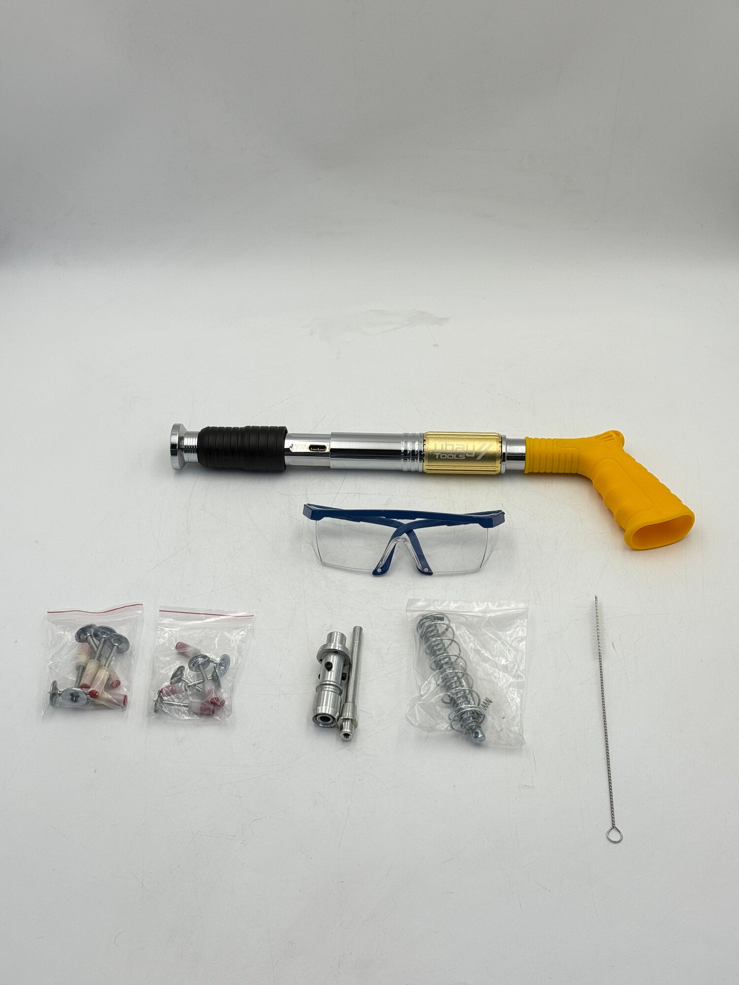 Монтажный пистолет UBAY UB-6606, металлический корпус, для бетона и стали