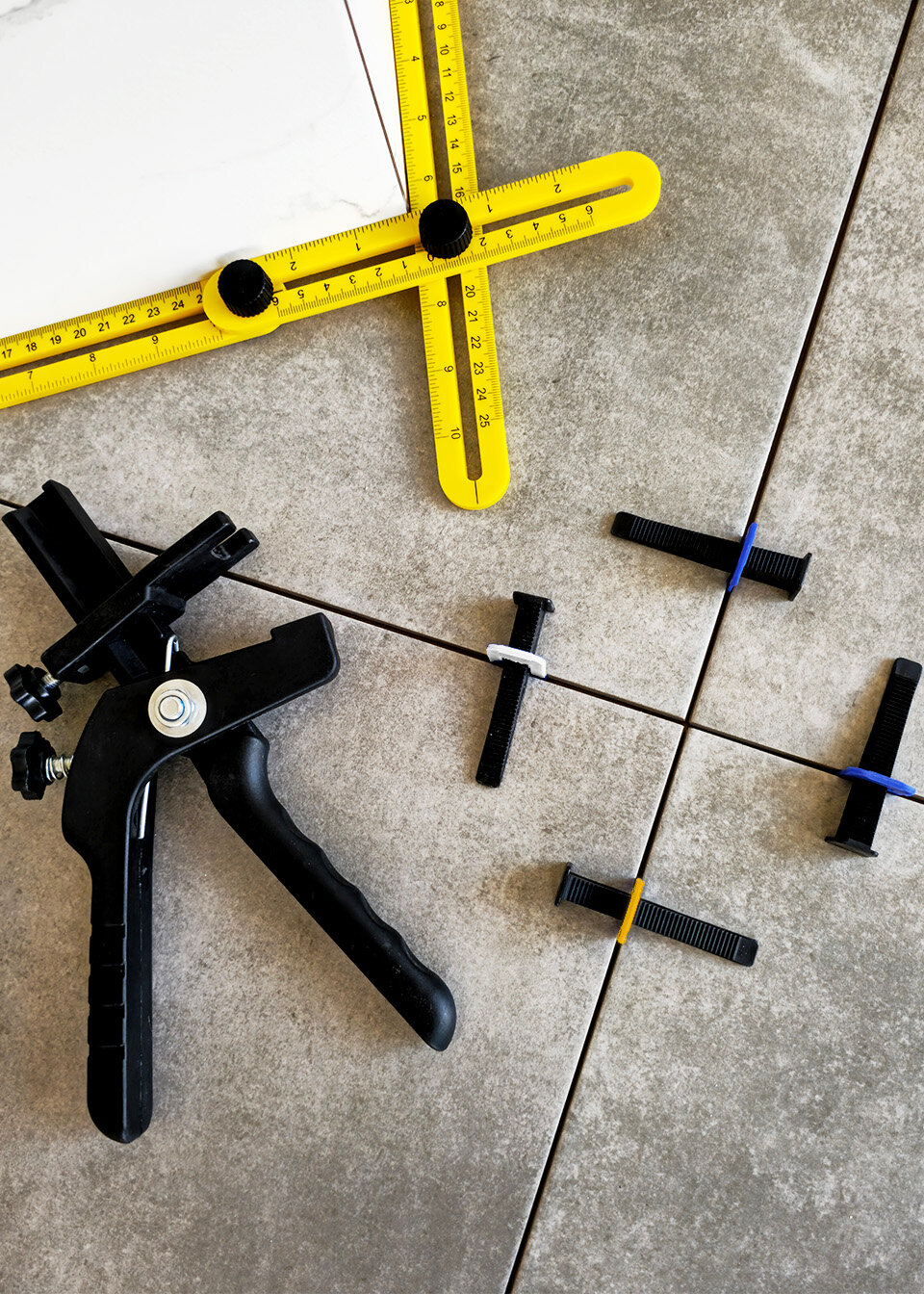 Щипцы TileMaster для системы выравнивания плитки Ворота Черные — фото 1