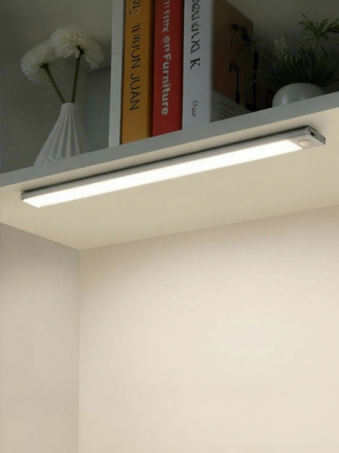 Алюминиевый умный LED-светильник с датчиком движения, магнитным креплением, зарядка Type-C. Цвет: белый - 60 см