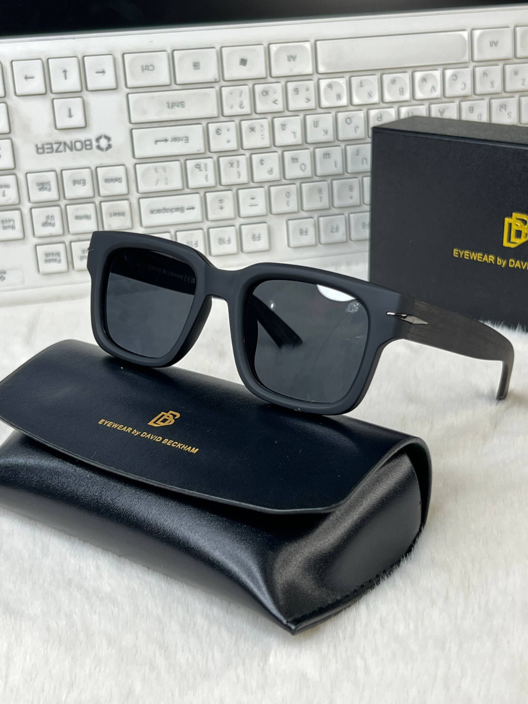 Солнцезащитные очки