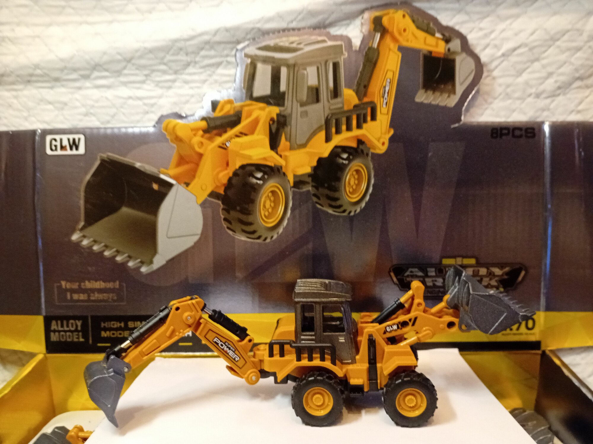 Металлическая коллекц. спец техника Трактор Экскаватор с Ковшом. ( 22 см. )