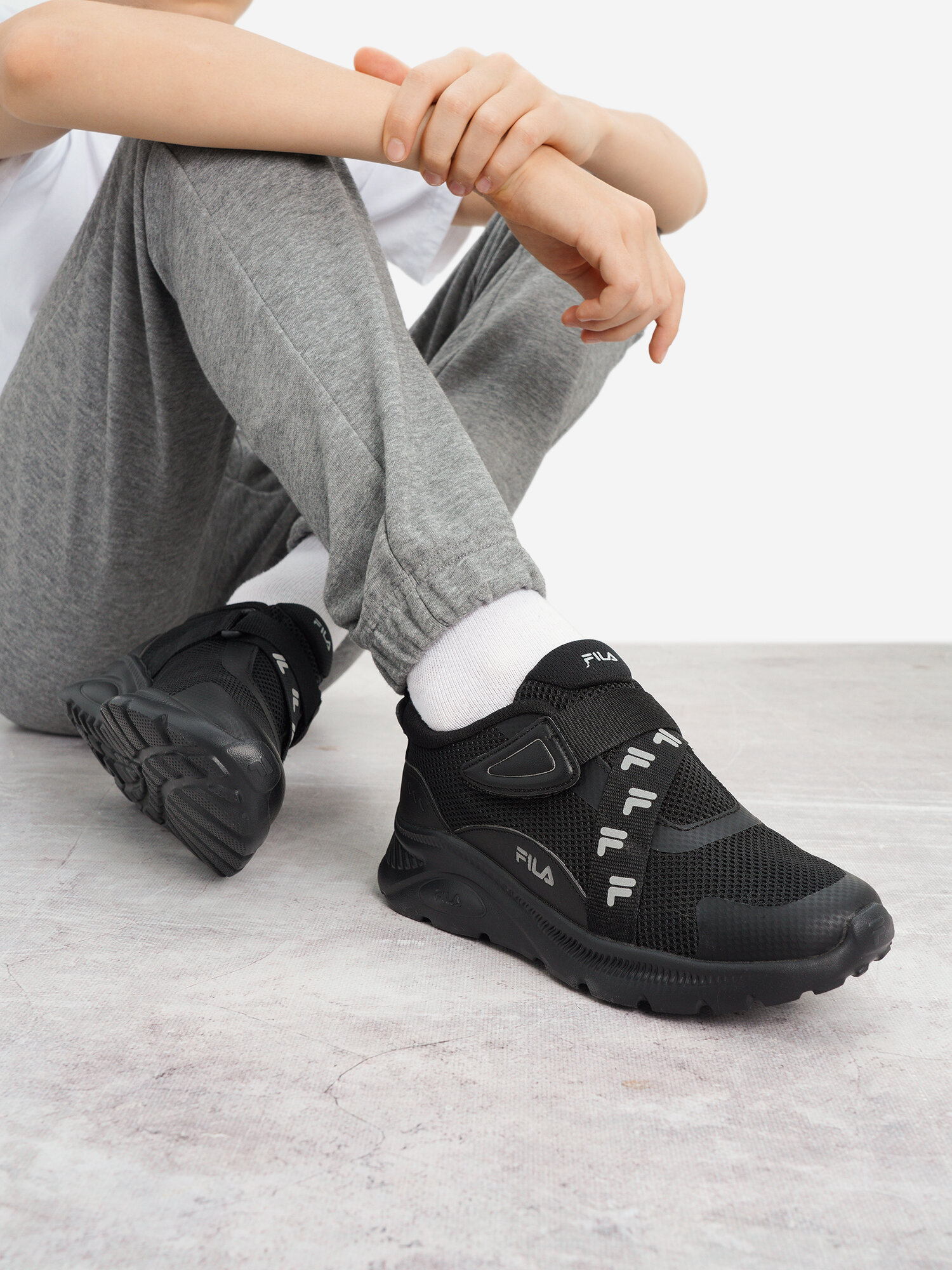 Кроссовки Fila, размер 40, черный — фото 1