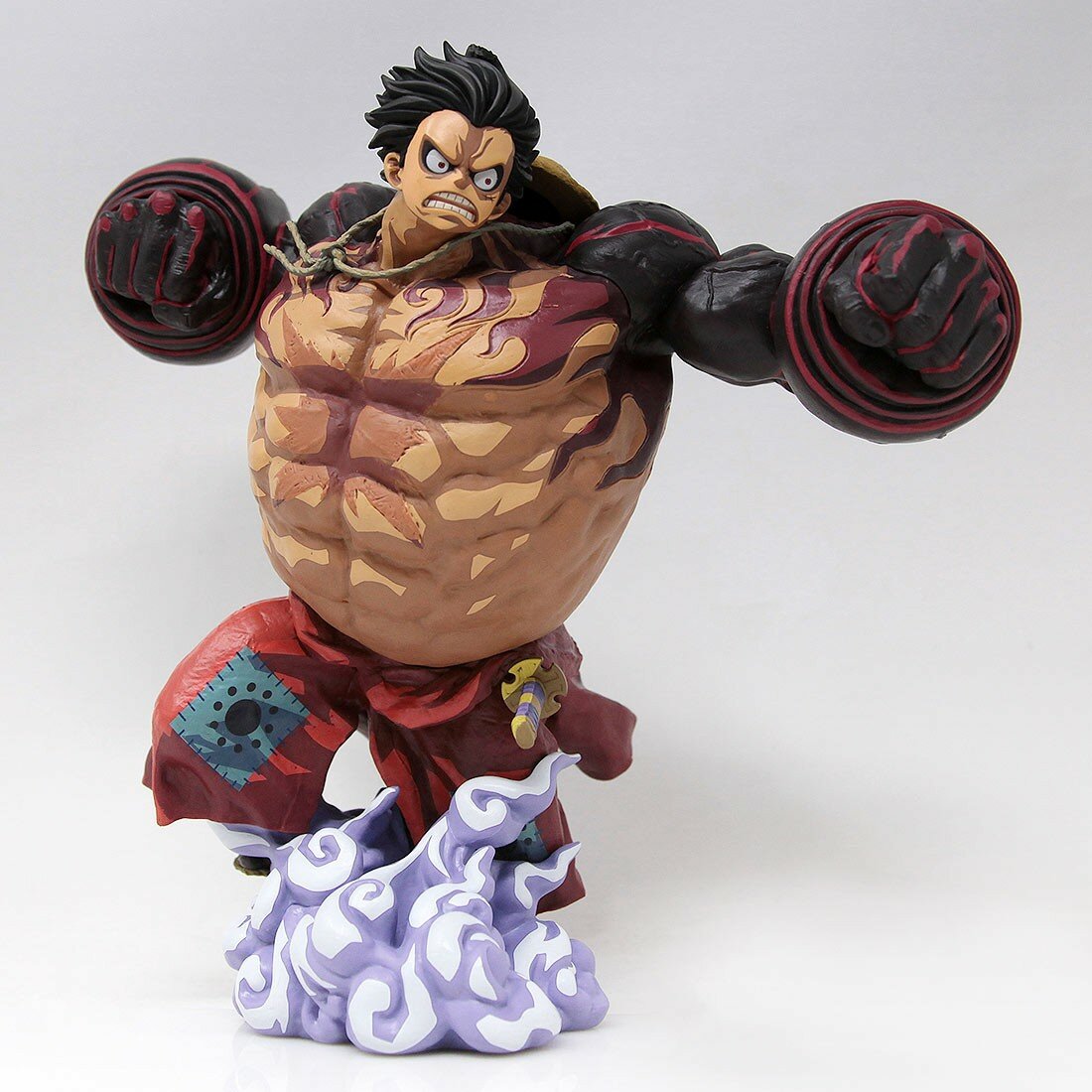 Фигурка Banpresto "Monkey D. Luffy", One Piece, из серии World Figure, 22см — фото 1