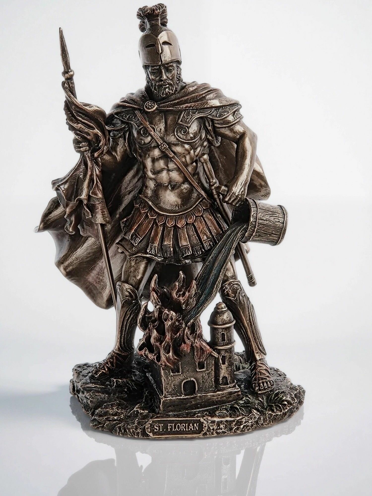 Статуэтка Святой Флориан, 23*10*14см, материал изготовления полистоун