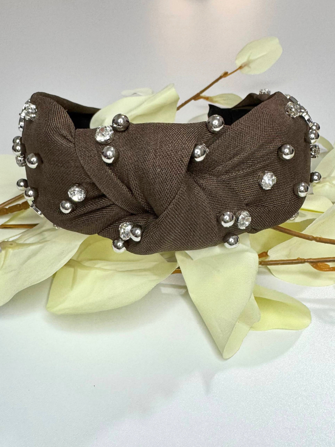 Ободок с жемчужным декором и узлом — стильный аксессуар для волос (1 штука)