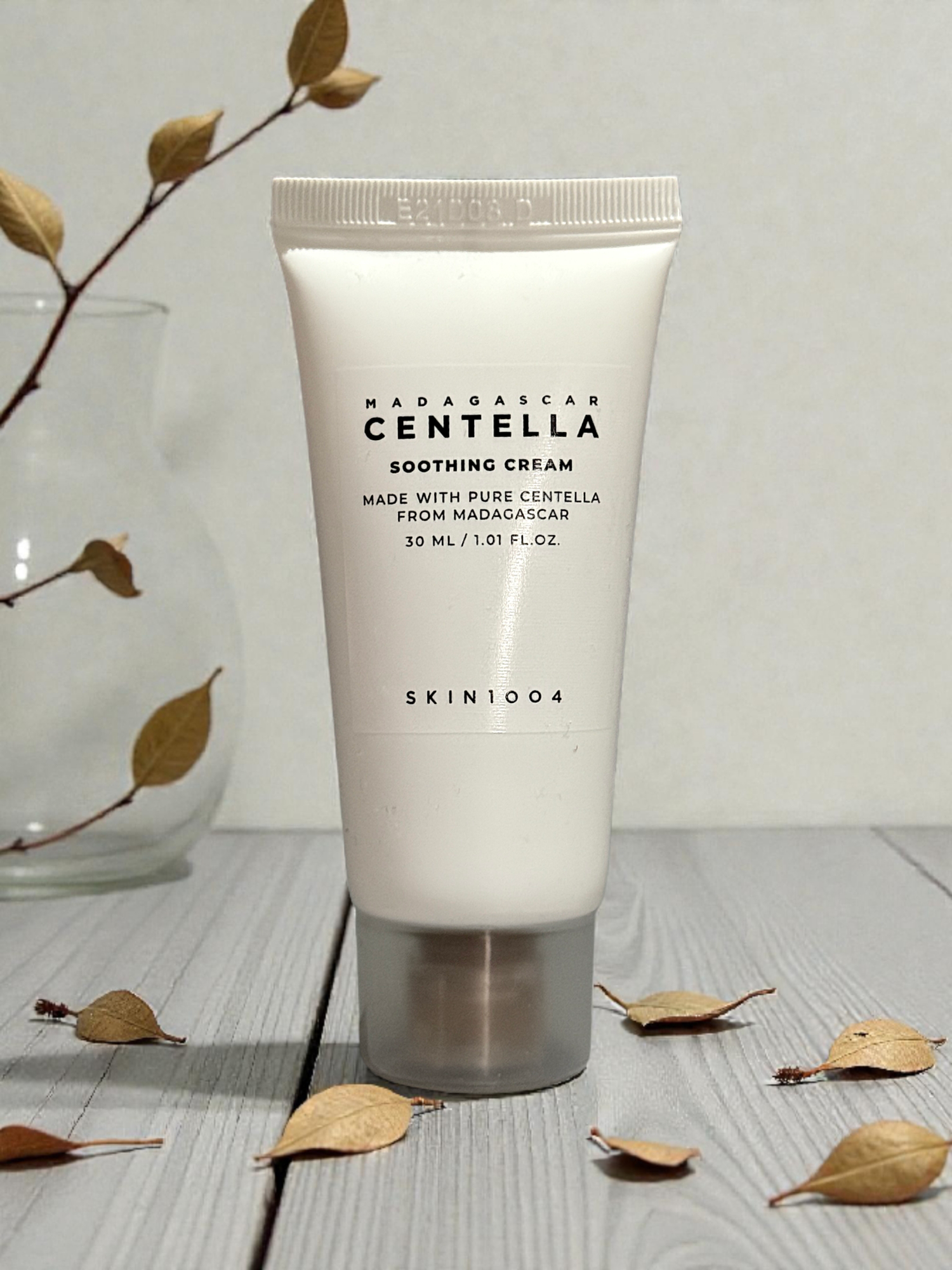 Успокаивающий крем для лица с чистой CENTELLA с Мадагаскара, SKIN 1004, 30 мл