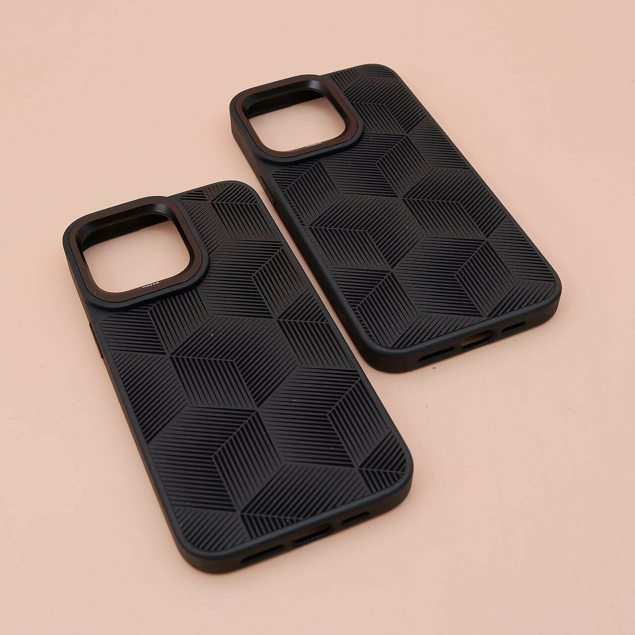 Чехол KAJSA противоударный для iPhone 15 Pro, защитный бампер, стильный дизайн, разноцветный