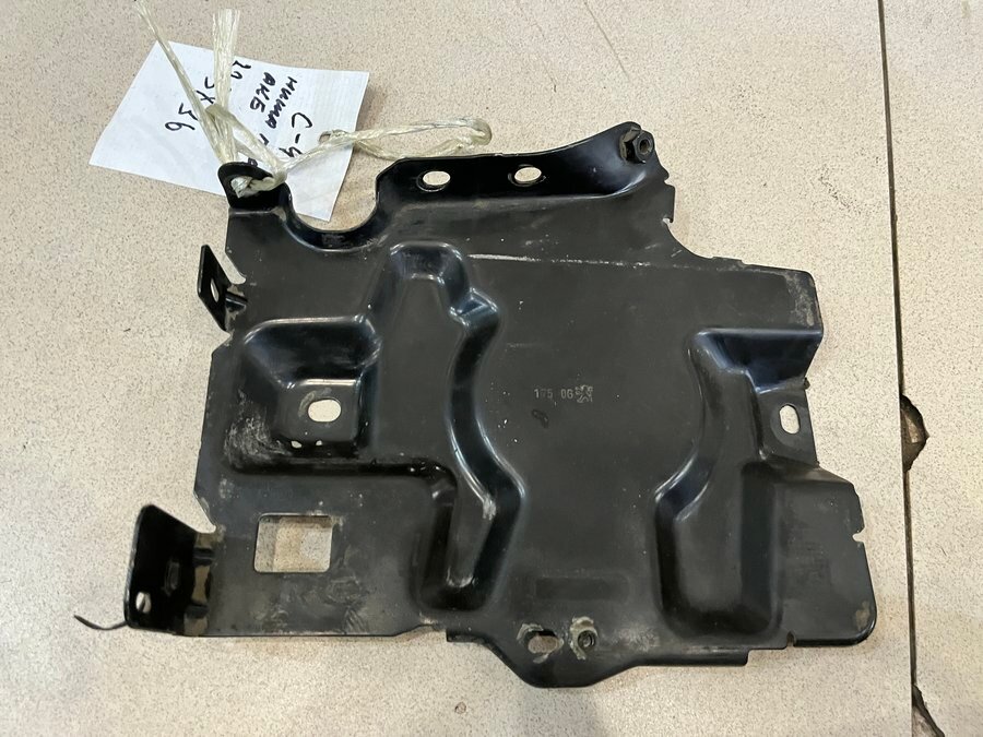 Корпус подставка аккумулятора от Citroen C4 B7 2011>