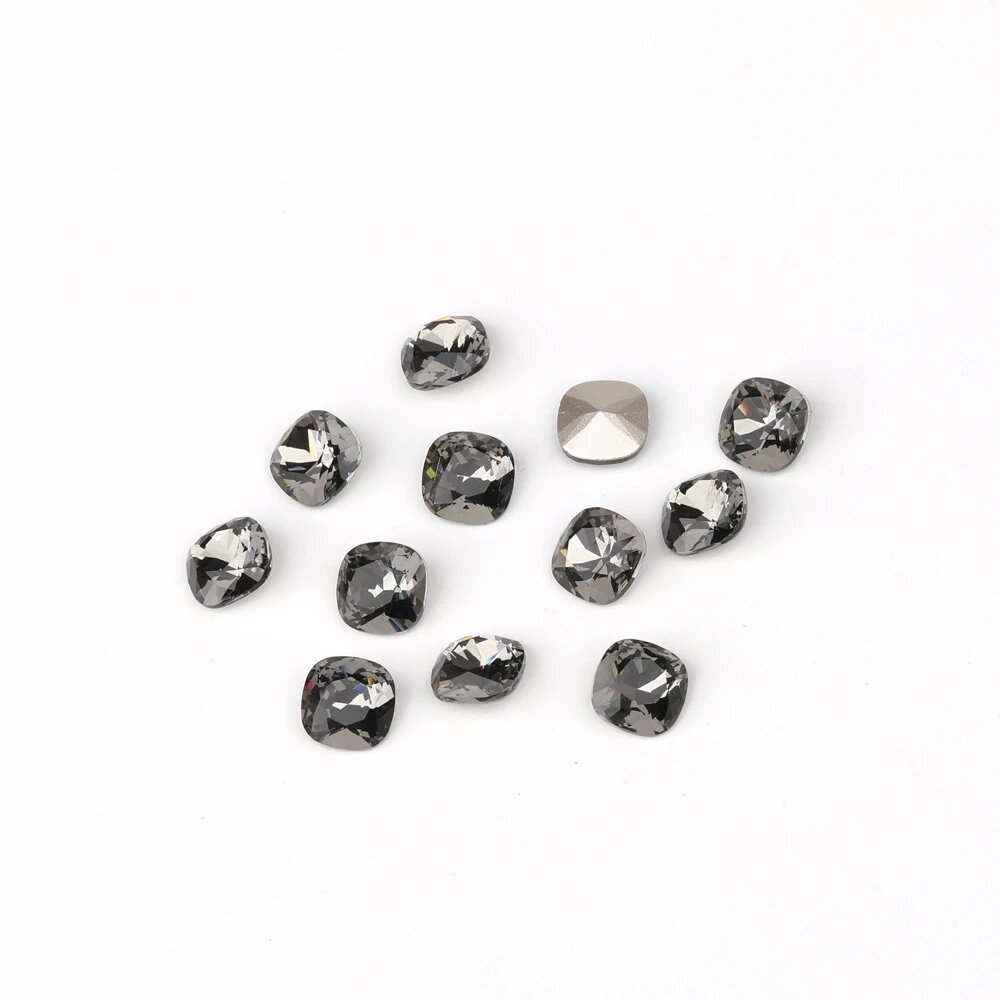 Стразы серые, Black Diamond, 8 мм