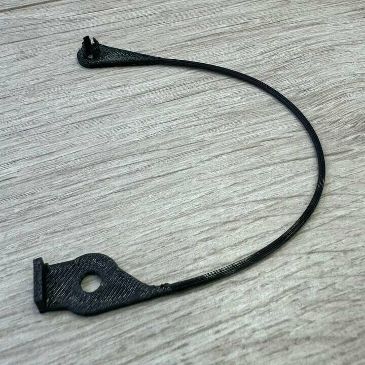 Ремешок крышки топливного бака — фото 1