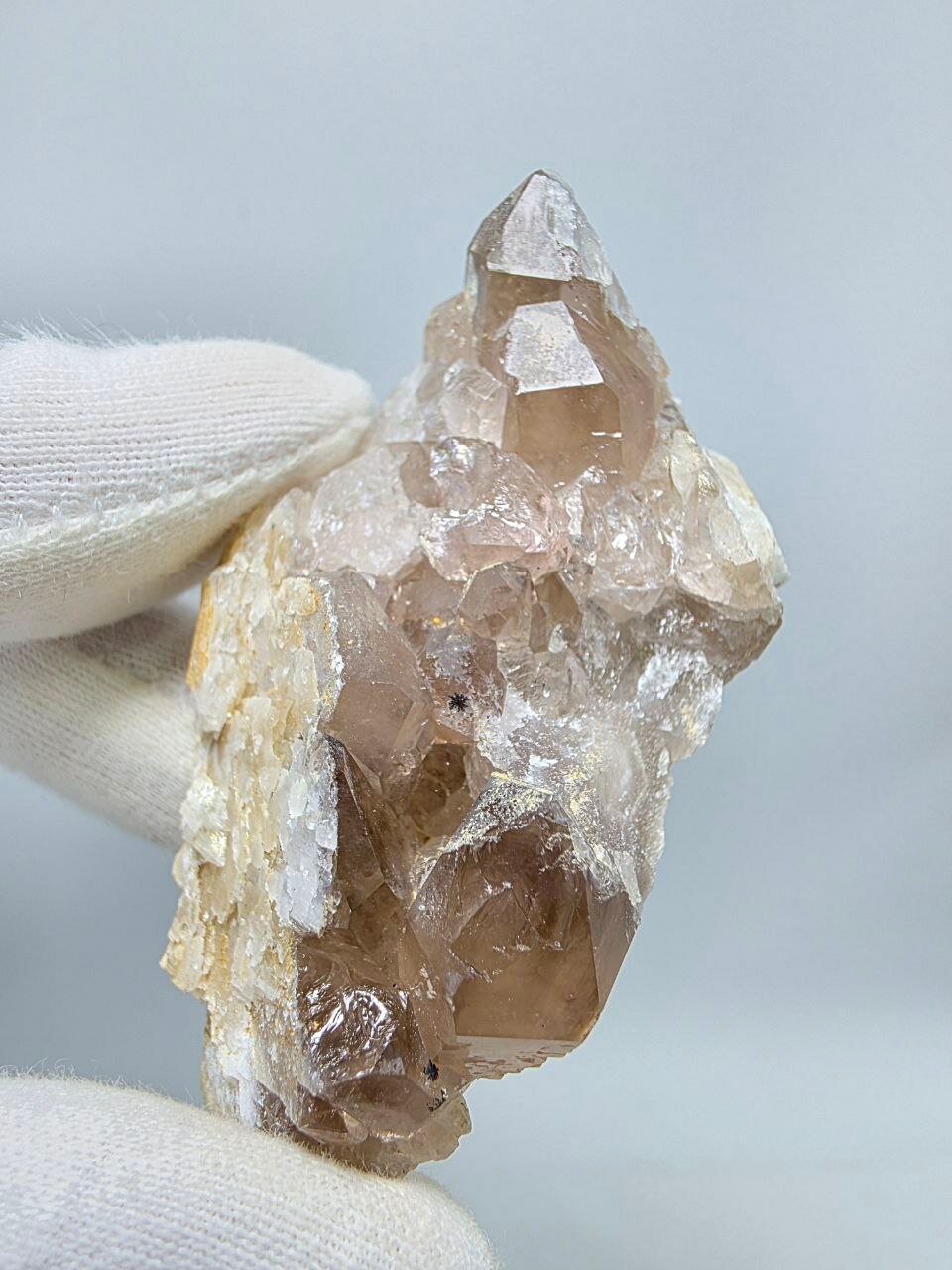 Друза дымчатого кварца 67 мм, 62 г. — фото 1