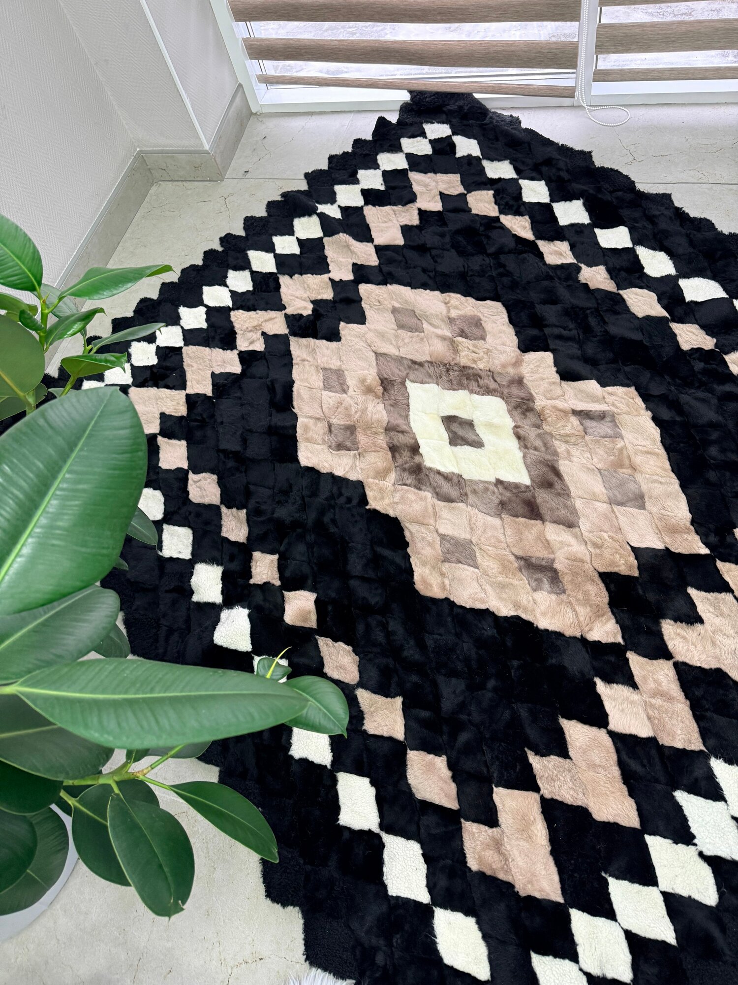 Покрывало меховое ковер из шкуры овчины — фото 1