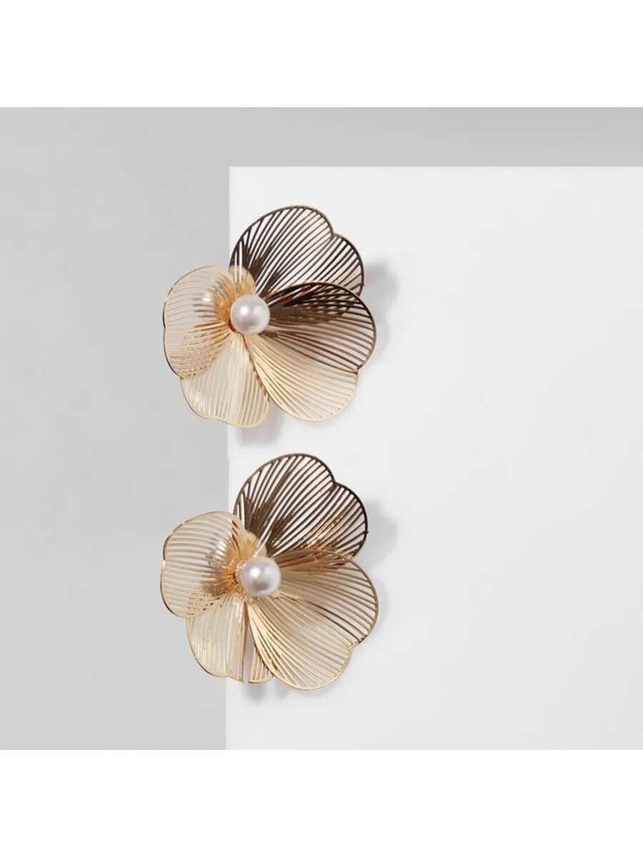 Комплект бижутерии, пластик