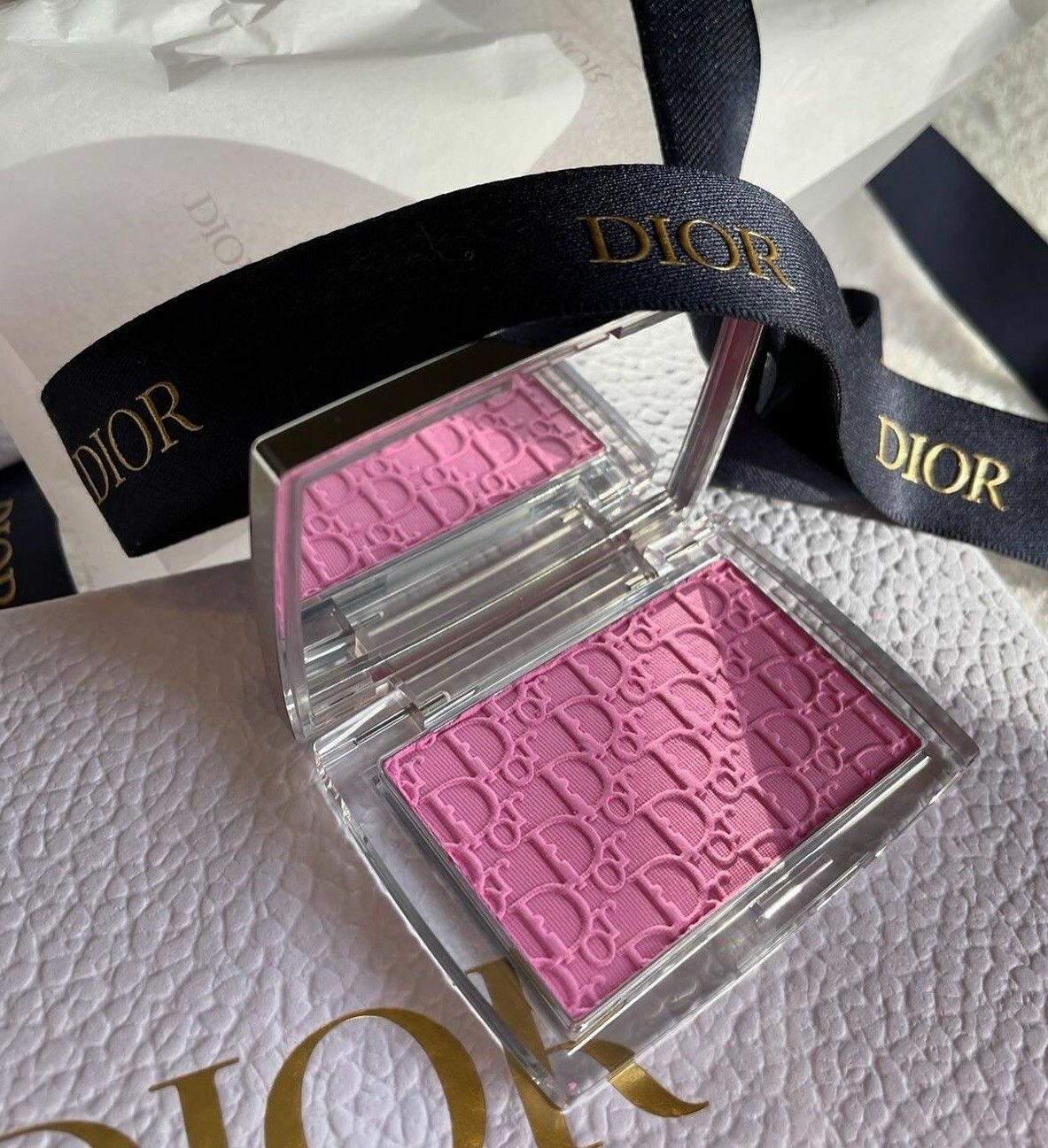 Румяна для лица Dior Backstage Rosy Glow для всех типов кожи, 001 Pink