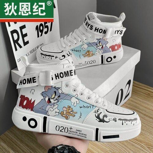 Изображение товара Высокие кроссовки для мужчин, универсальные, спортивные, подходящие для всей семьи, повседневные, с мультяшными рисунками, а также парная обувь для студентов и детей всех возрастов.