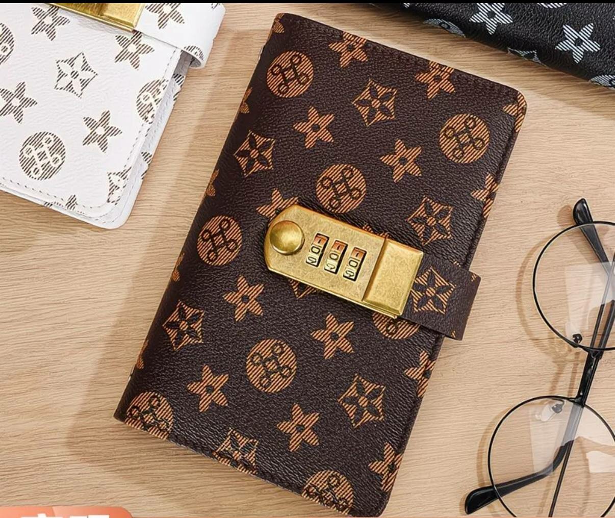 Блокнот для распределение бюджета, полезный подарок на праздники, с кодовым замком 50 cтраниц