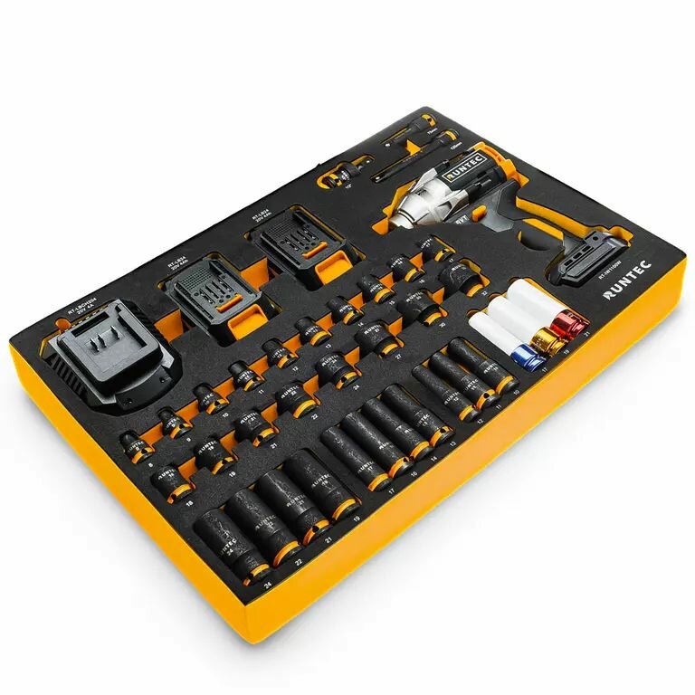 Набор с аккумуляторным гайковертом, ударными головками и аксессуарами 1/2", 8-32 мм, CrMo в ложементе EVA, 39 пр. RUNTEC RT-IWIS1E39F