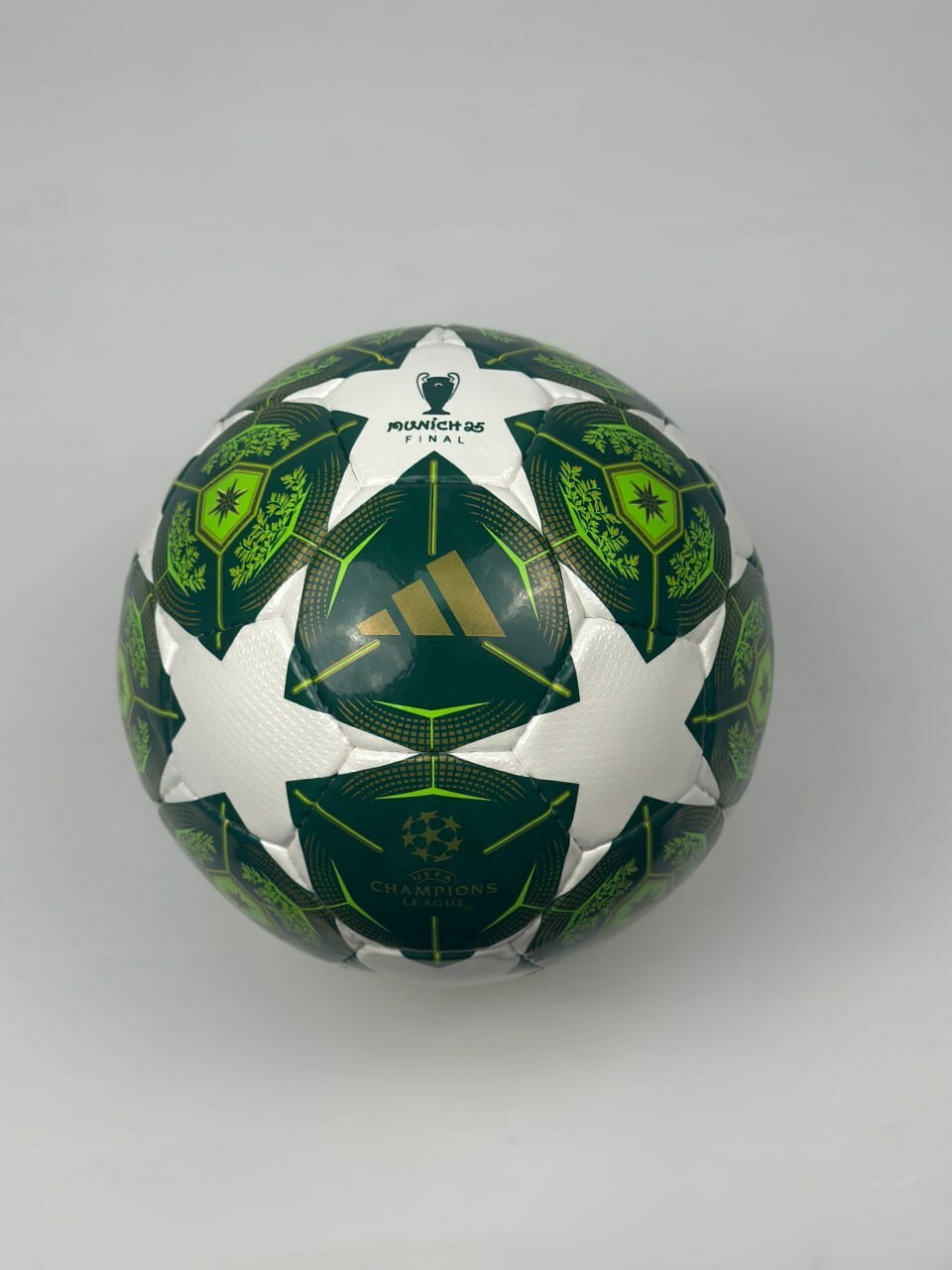 Футбольный мяч размер 5, для игры на профессиональном уровне ADD-36