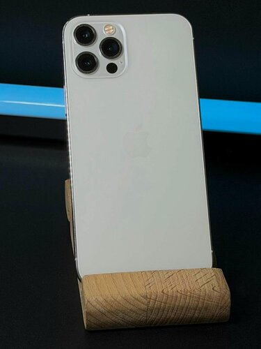 Изображение товара Смартфон Apple iPhone 12 Pro, 512gb, Silver, LL, nano SIM + eSIM