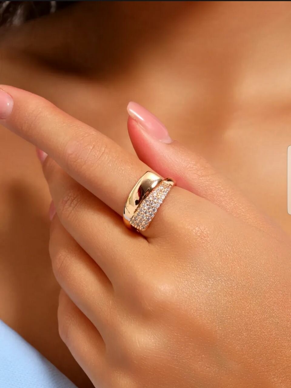 Комплект бижутерии: серьги, кольцо, фианит, размер кольца 19, золотистый — фото 1