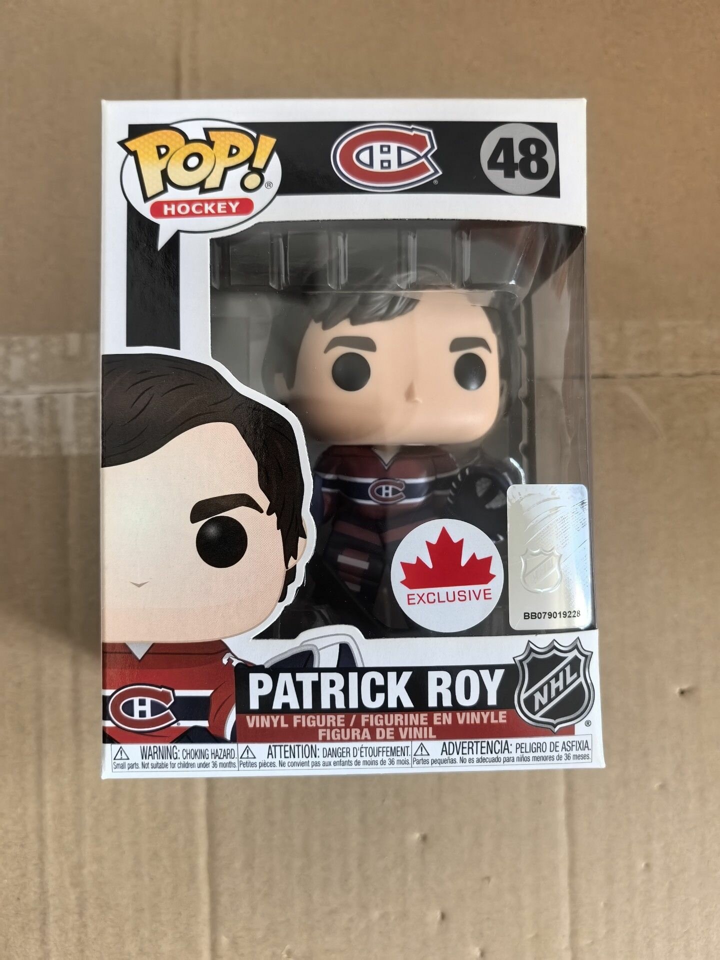 Фигурка Funko POP! NHL Ice Hockey Series No. 48 Patrick Roy, Montreal Maple Leafs, Canada Exclusive Limited Edition