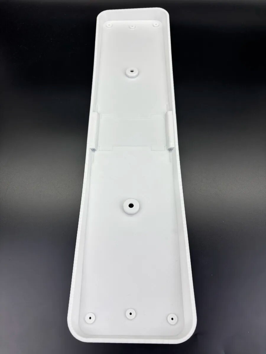 Подиум для заднего российского номера для LiXiang (Li auto) L7 рестайлинг, L7 Ultra, L9, L9 Ultra под рамку RCS (ver.2)