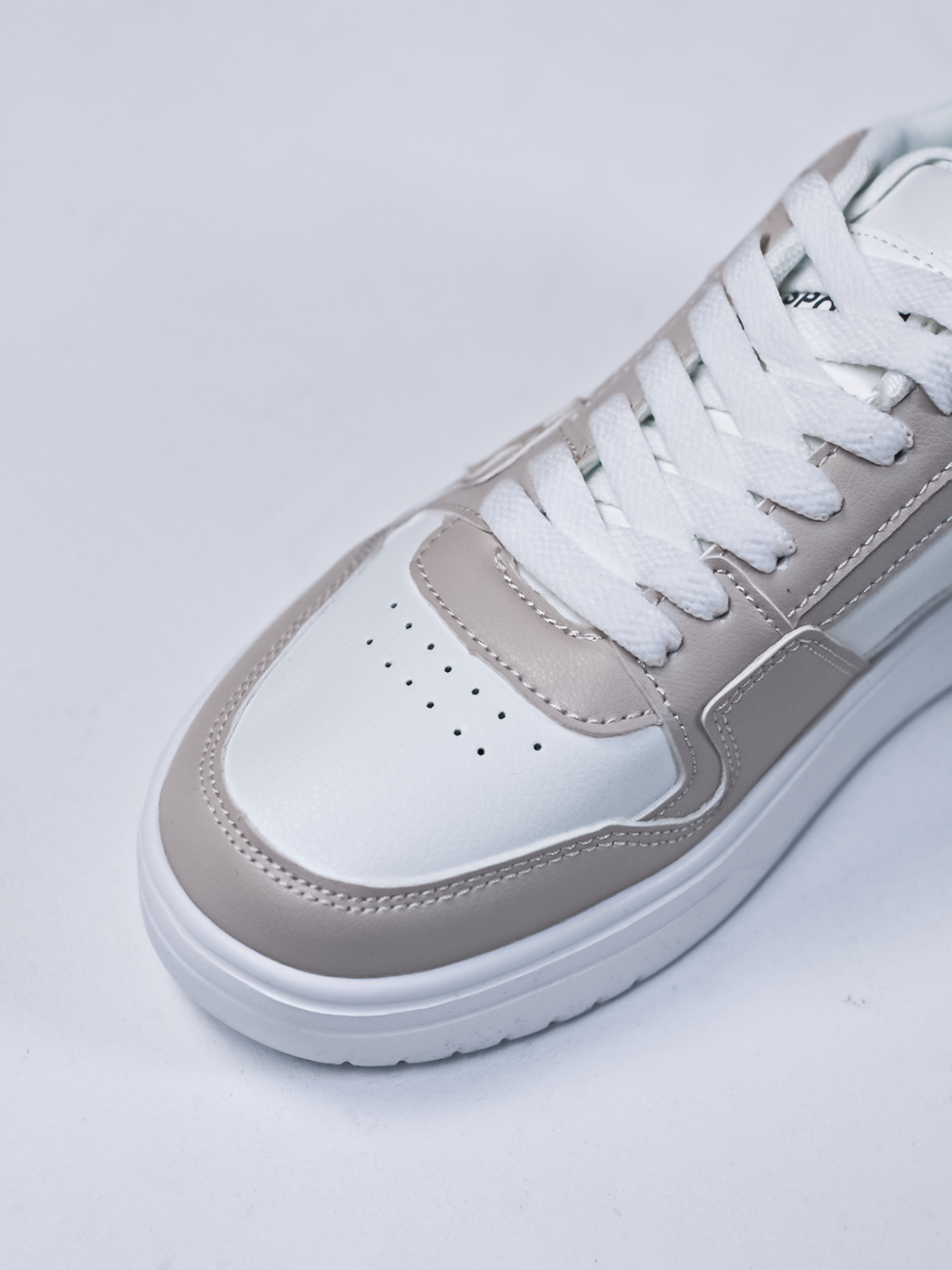 Кроссовки  Кроссовки для женщин и девушек, золотистие цвета, легкие, подошва из ЭВА, размеры 36-44., размер 36, пудровый — фото 1