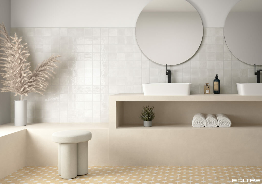 Плитка Equipe MENORCA WHITE глянцевая, c кракелюром 6,5x32,8см (цена за 1 - уп. 0.6м2) 28 шт — фото 1