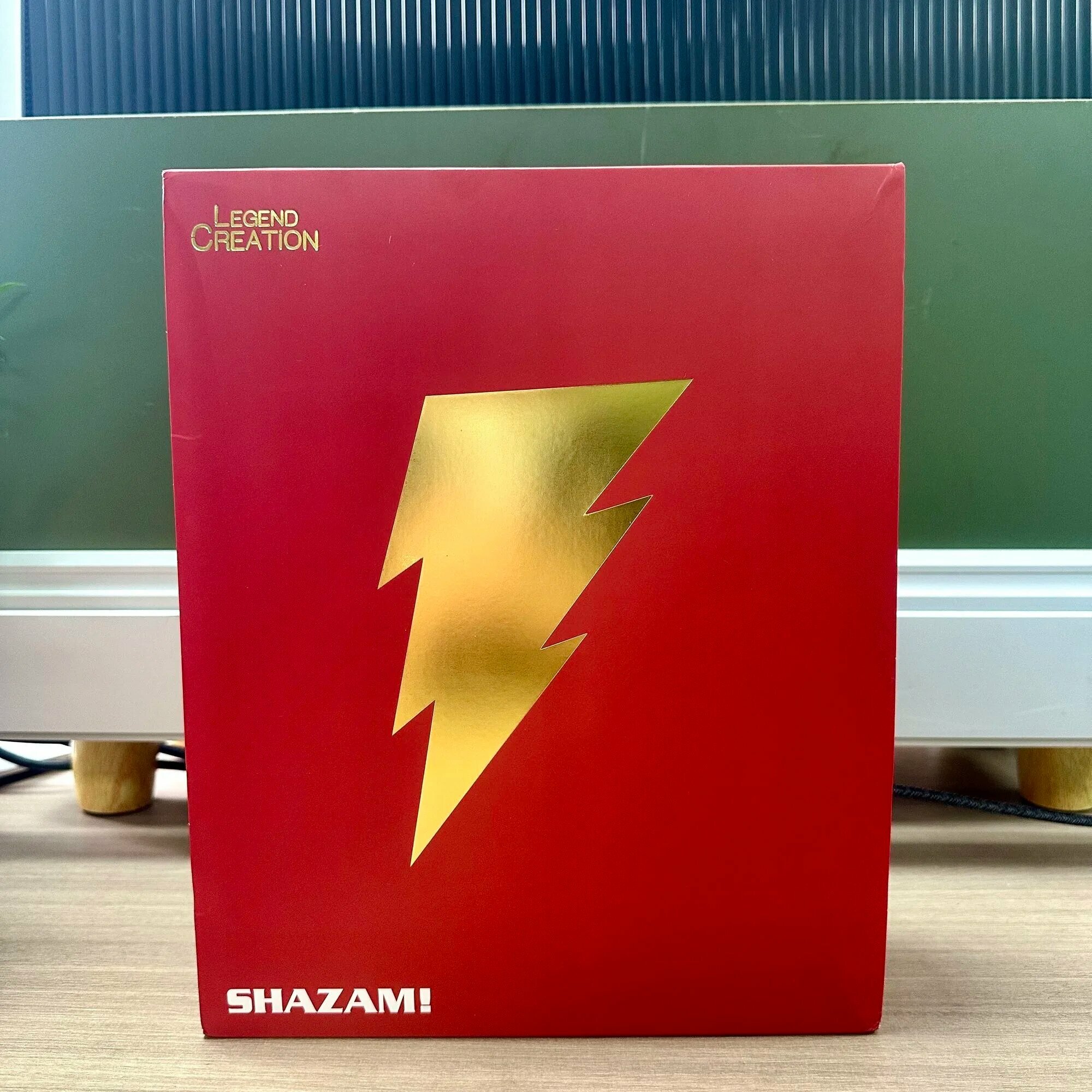 Bandai Shazam 6-дюймовая фигурка