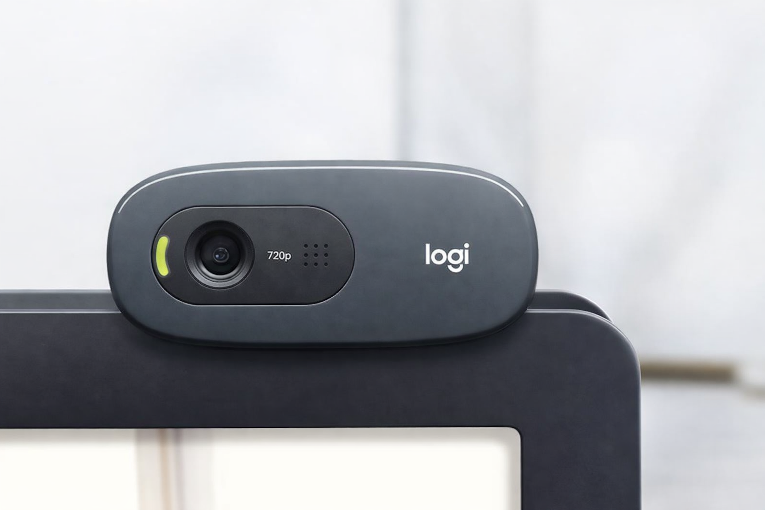 Logitech C270 HD 720p Веб-камера с микрофоном, USB 2.0, Черная, для ПК и ноутбука