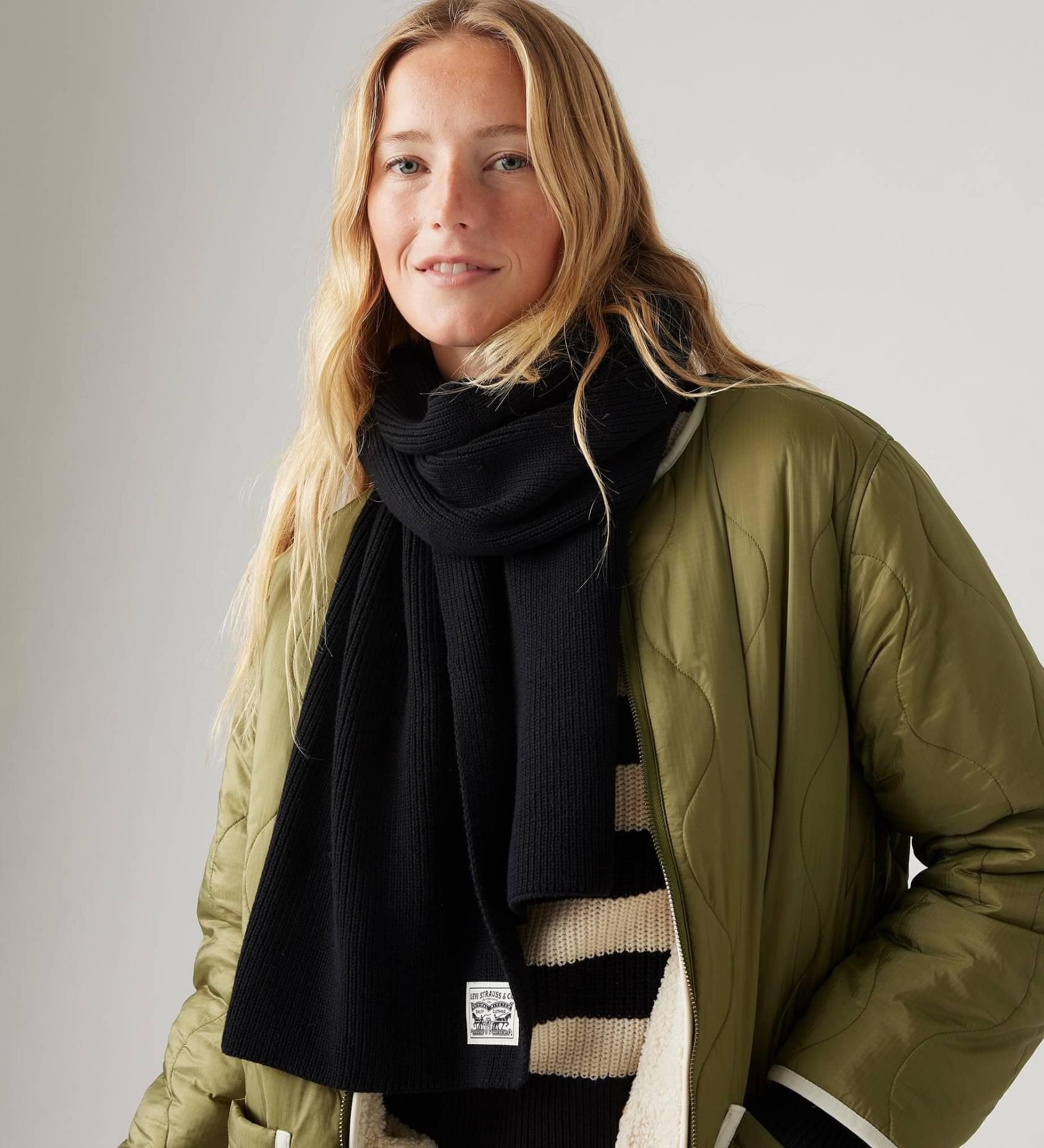 Шарф Back Patch Scarf для женщин