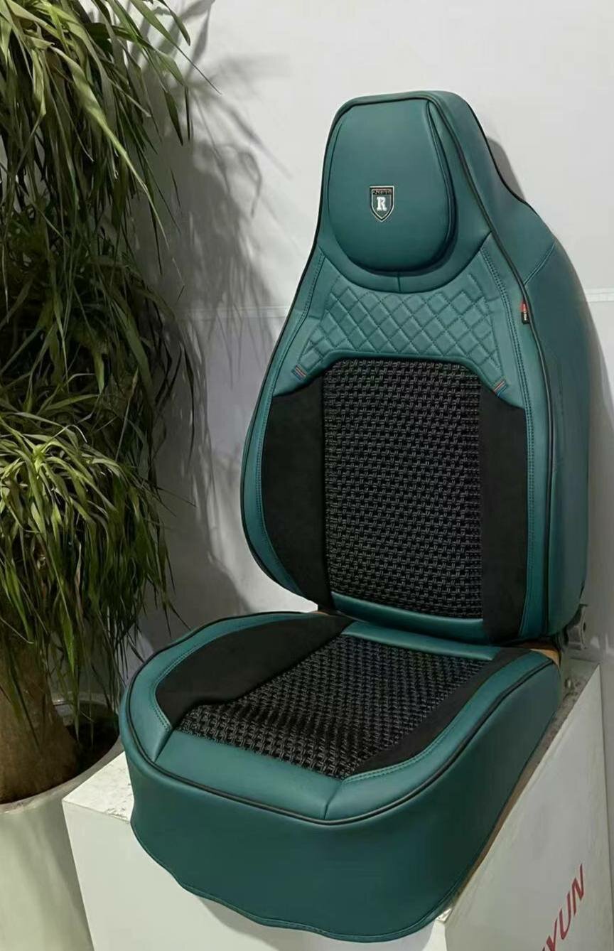 Чехол на сиденье автомобиля , для легковых автомобилей, универсальные. (5 сидений)