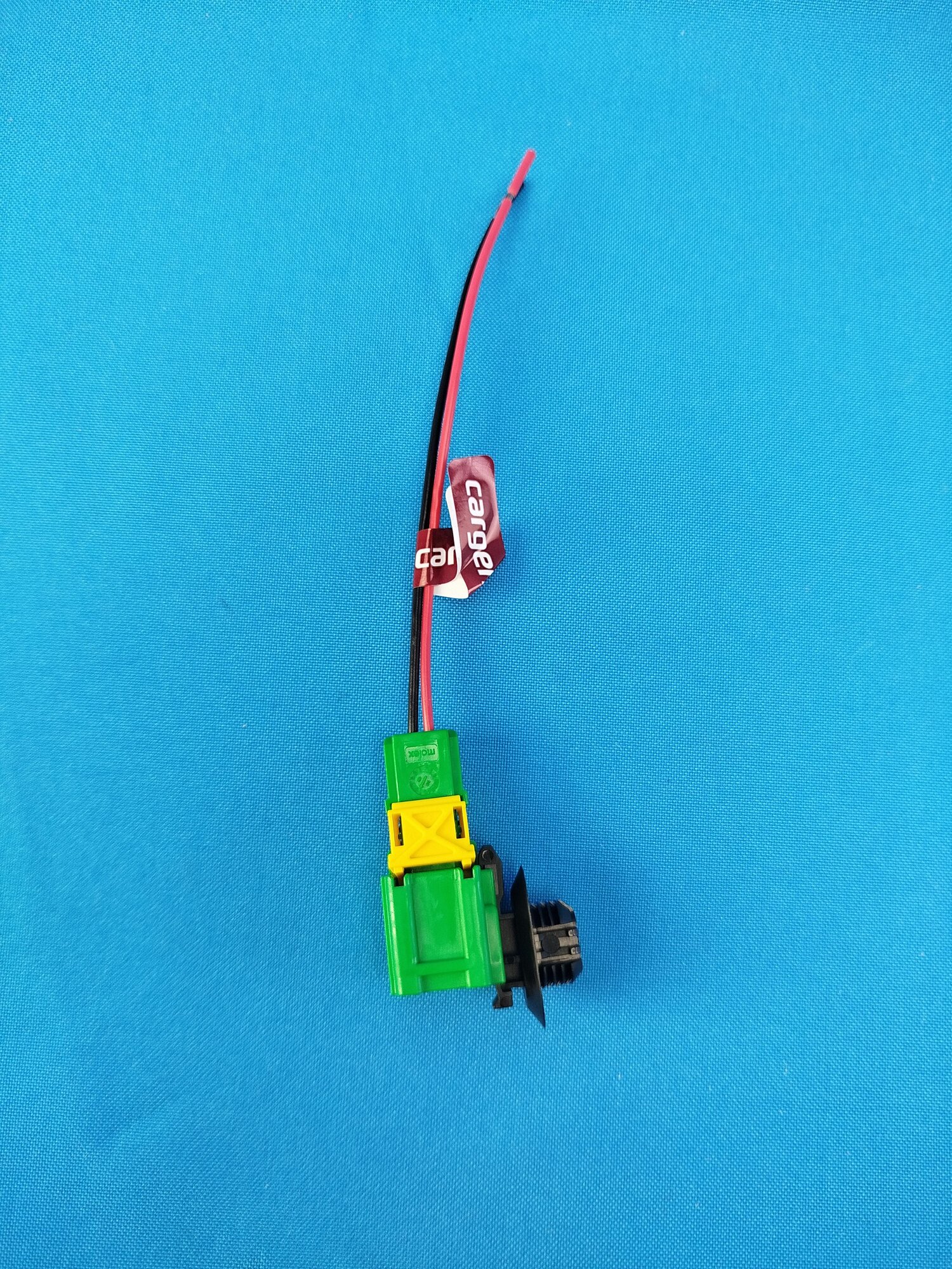 Колодка с проводами "Cargen" для автомобилей Ларгус, Веста, X-Ray к обогреву спинки сидения штыревая