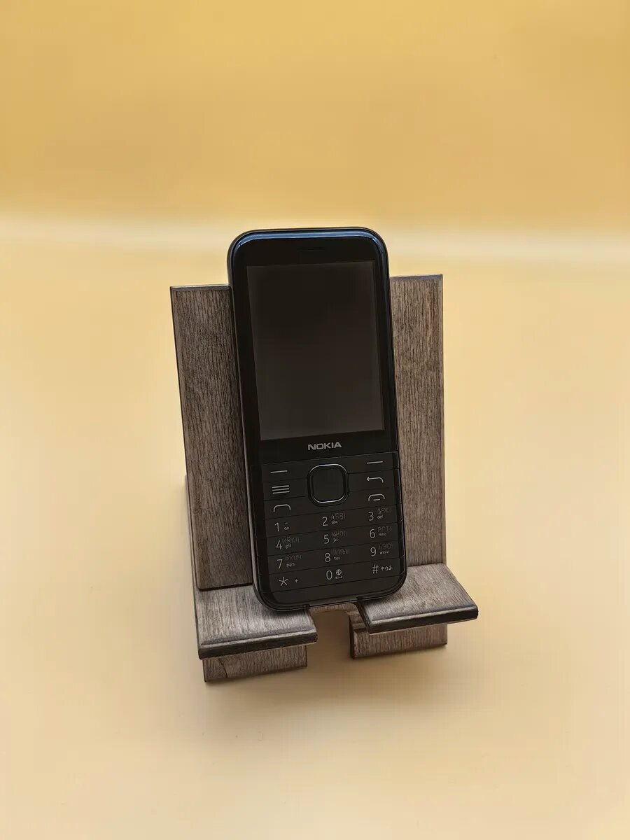 Мобильный кнопочный телефон Nokia 8000 4G