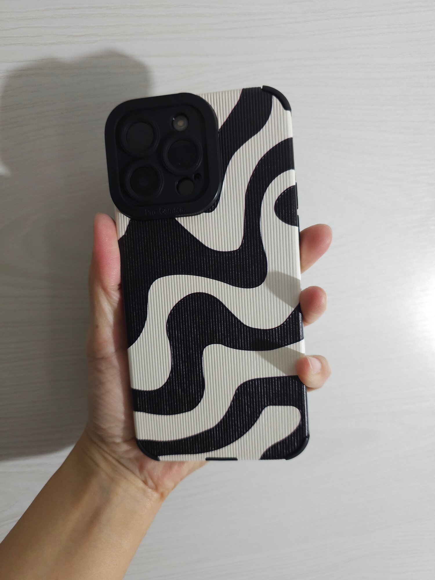 Чехол на iPhone 14 Pro Max "Soft Touch", силикон, матовый, ударопрочный, зебра