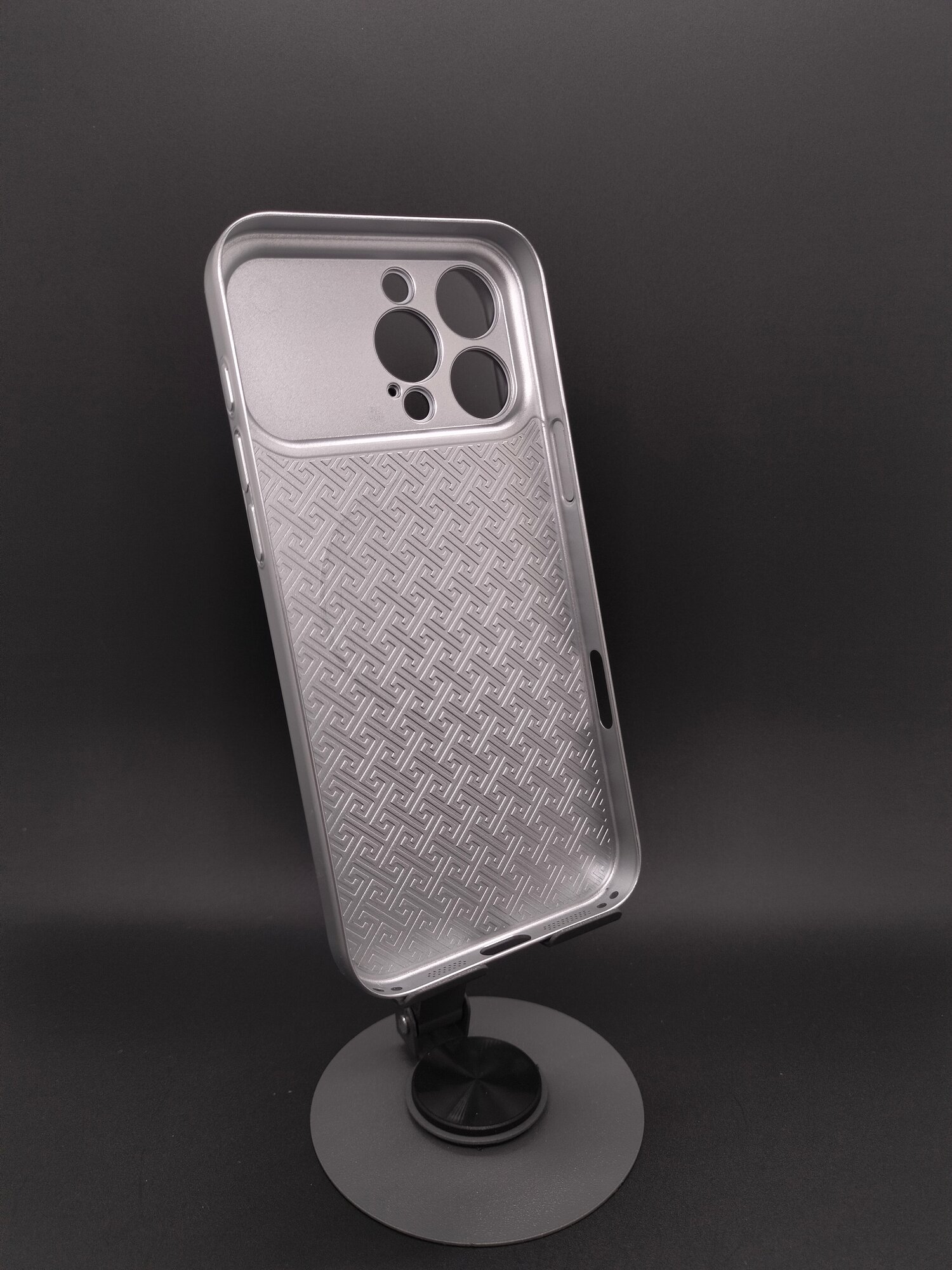 Чехлы для iPhone 14 Pro с поддержкой MagSafe в стиле iPhone 17 — фото 1