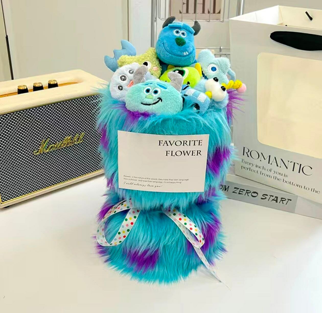 Hello Kitty uslubidagi o'yinchoqlarning yumshoq guldastasi 32sm