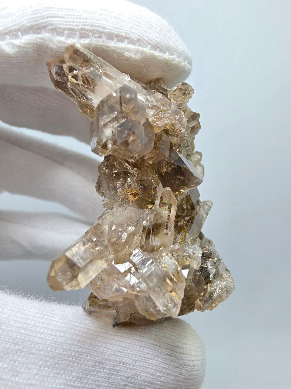 Щётка кристаллов дымчатого кварца 50 мм, 44 г — фото 1